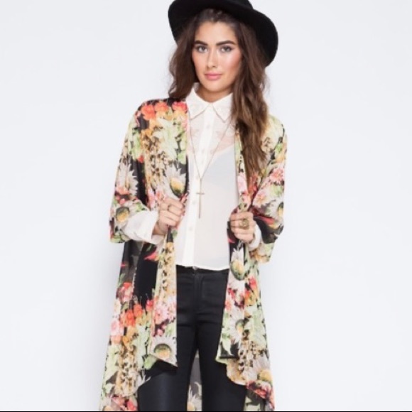 NWOT See You Monday Floral Kimono - Picture 7 of 13